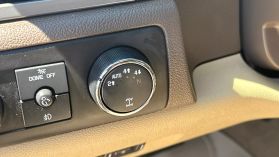 2009 CHEVROLET SILVERADO 1500 CREW CAB PICKUP V8, FLEX FUEL, 5.3 LITER LTZ PICKUP 4D 5 3/4 FT
