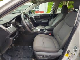 2022 TOYOTA RAV4 HYBRID SUV 4-CYL, HYBRID, 2.5 LITER XLE SPORT UTILITY 4D