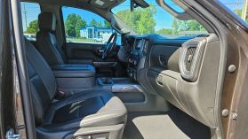 2021 Chevrolet Silverado 1500 Crew Cab - Image 8