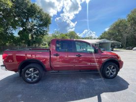2015 NISSAN TITAN CREW CAB PICKUP V8, 5.6 LITER SV PICKUP 4D 5 1/2 FT
