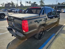 2007 CADILLAC ESCALADE EXT SPORT UTILITY PICKUP 4D 5 1/4 FT