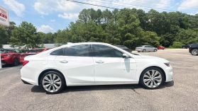 2018 Chevrolet Malibu - Image 4
