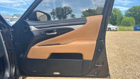 2013 LEXUS LS SEDAN V8, 4.6 LITER LS 460 SEDAN 4D