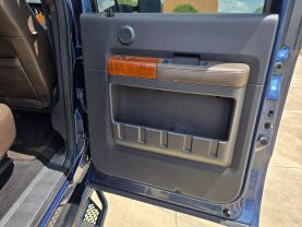 2015 FORD F350 SUPER DUTY CREW CAB PICKUP V8, TURBO DIESEL, 6.7L KING RANCH PICKUP 4D 8 FT