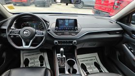 2025 Nissan Altima - Image 10