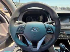 2017 HYUNDAI TUCSON SUV 4-CYL, 2.0 LITER SE SPORT UTILITY 4D