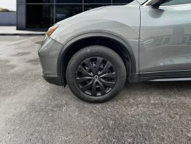 2017 Nissan Rogue S Sport Utility 4d - Image 14