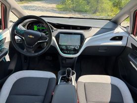 2017 CHEVROLET BOLT EV HATCHBACK ELECTRIC MOTOR LT HATCHBACK 4D at T&T Repairables - used car dealership in Spencer, Indiana.