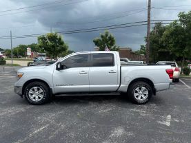 2018 NISSAN TITAN CREW CAB