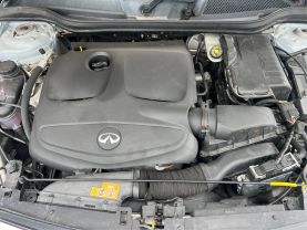 2017 INFINITI QX30