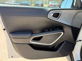 2024 KIA SOUL WAGON 4-CYL, 2.0 LITER LX WAGON 4D