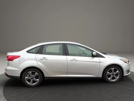 2017 Ford Focus - Image 8