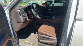 2016 CHEVROLET SILVERADO 1500 CREW CAB PICKUP V8, ECOTEC3, 5.3 LITER HIGH COUNTRY PICKUP 4D 5 3/4 FT