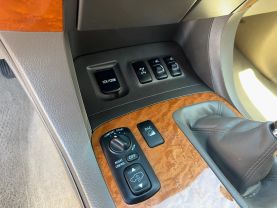 2004 LEXUS GX SUV V8, 4.7 LITER GX 470 SPORT UTILITY 4D