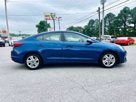2020 HYUNDAI ELANTRA - 4-CYL, 2.0 LITER SEL SEDAN 4D