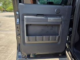 2016 FORD F250 SUPER DUTY CREW CAB PICKUP V8, TURBO DIESEL, 6.7L LARIAT PICKUP 4D 6 3/4 FT