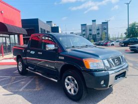 2015 NISSAN TITAN CREW CAB PICKUP V8, 5.6 LITER SV PICKUP 4D 5 1/2 FT