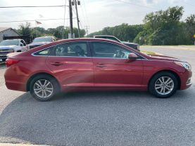 2015 Hyundai Sonata - Image 13
