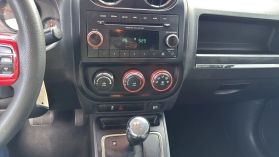 2012 Jeep Compass - Image 12