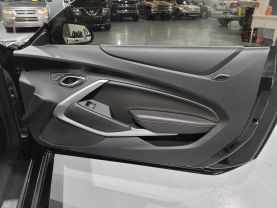2017 Chevrolet Camaro - - Image 28