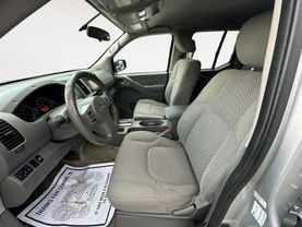 2018 Nissan Frontier Crew Cab Sv Pickup 4d 5 Ft - Image 9