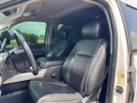2019 FORD F250 SUPER DUTY CREW CAB PICKUP V8, TURBO DIESEL, 6.7 LITER LARIAT PICKUP 4D 6 3/4 FT