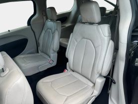 2021 CHRYSLER VOYAGER VAN V6, 3.6 LITER LXI MINIVAN 4D
