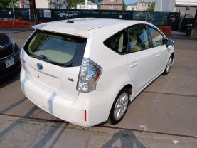 2013 TOYOTA PRIUS V