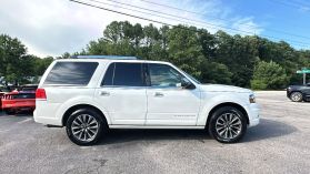 2016 Lincoln Navigator - Image 3