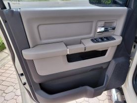 2010 DODGE RAM 1500 QUAD CAB PICKUP V8, HEMI, 5.7 LITER SLT PICKUP 4D 6 1/3 FT