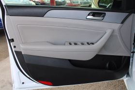 2018 Hyundai Sonata - Image 19