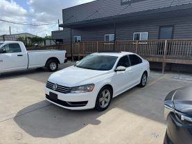 2013 VOLKSWAGEN PASSAT SEDAN 5-CYL, 2.5 LITER 2.5L SE SEDAN 4D at Motors On Wheels - used car dealership in Houston, Texas.