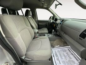 2018 Nissan Frontier Crew Cab Sv Pickup 4d 5 Ft - Image 15