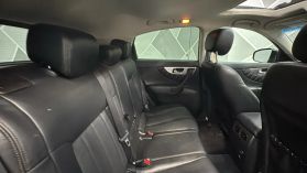 2016 INFINITI QX70