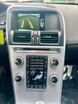 2017 VOLVO XC60 SUV 4-CYL, DRV-E, TURBO, 2.0L T6 DYNAMIC SPORT UTILITY 4D
