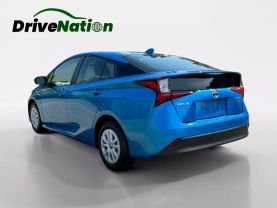 2021 TOYOTA PRIUS HATCHBACK 4-CYL, HYBRID, 1.8 LITER LE HATCHBACK 4D