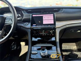2024 Jeep Grand Cherokee 4xe - Image 16