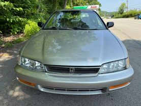 1997 HONDA ACCORD SEDAN 4-CYL, 2.2 LITER LX SEDAN 4D