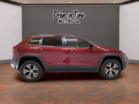 2017 JEEP CHEROKEE SUV V6, 3.2 LITER TRAILHAWK L PLUS SPORT UTILITY 4D