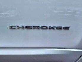 2018 JEEP CHEROKEE SUV V6, 3.2 LITER OVERLAND SPORT UTILITY 4D