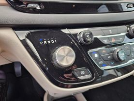 2017 CHRYSLER PACIFICA VAN V6, 3.6 LITER TOURING MINIVAN 4D