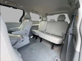 2013 TOYOTA SIENNA VAN V6, 3.5 LITER XLE MINIVAN 4D