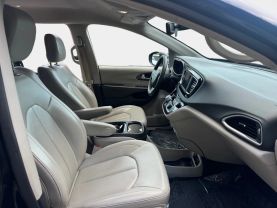2021 CHRYSLER VOYAGER VAN V6, 3.6 LITER LXI MINIVAN 4D
