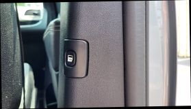 2014 Chrysler Town & Country S Minivan 4d - Image 27