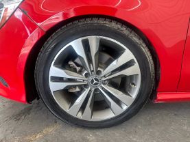 2019 MERCEDES-BENZ CLA