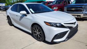 2023 Toyota Camry - Image 3