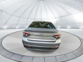 2016 HYUNDAI SONATA HYBRID SEDAN 4-CYL, HYBRID, 2.0 LITER SE SEDAN 4D