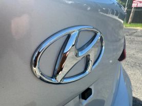 2016 HYUNDAI ELANTRA SEDAN 4-CYL, 1.8 LITER SE SEDAN 4D