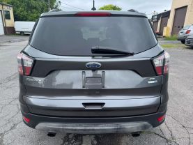 2017 FORD ESCAPE SUV 4-CYL, ECOBOOST, 1.5T SE SPORT UTILITY 4D