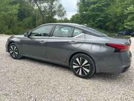 2022 NISSAN ALTIMA SEDAN 4-CYL, 2.5 LITER 2.5 SV SEDAN 4D at T&T Repairables - used car dealership in Spencer, Indiana.